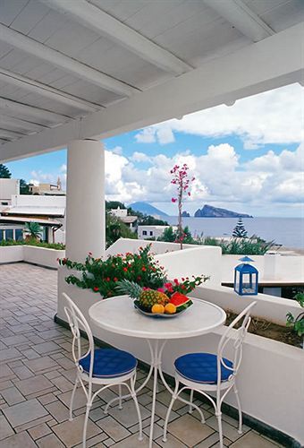 Hotel La Terrazza Panarea Exterior foto