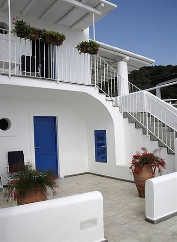 Hotel La Terrazza Panarea Exterior foto