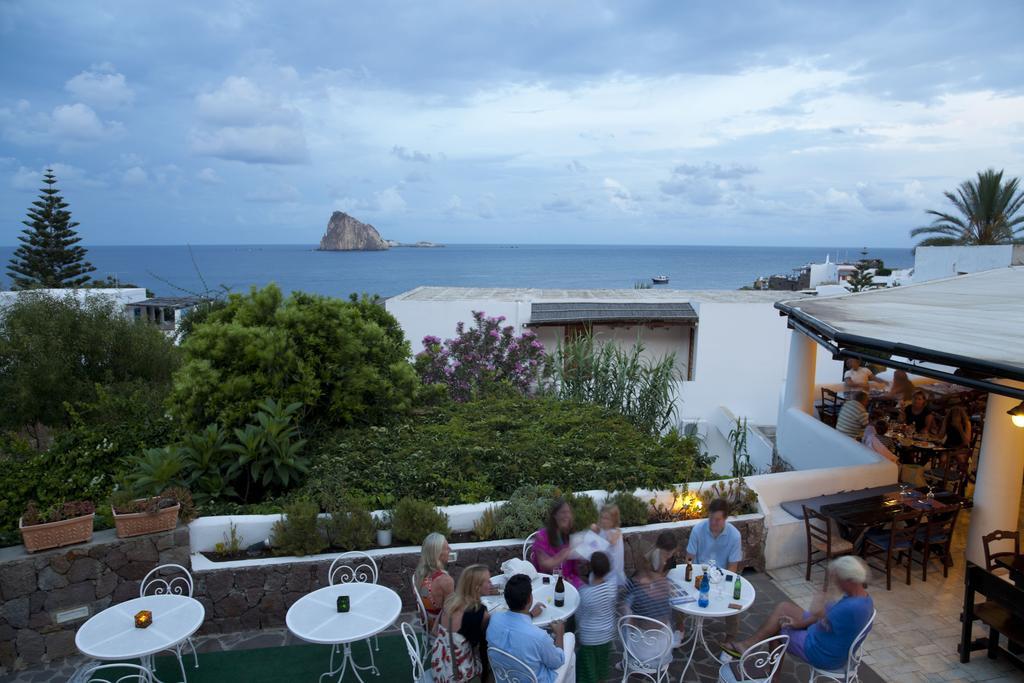 Hotel La Terrazza Panarea Exterior foto